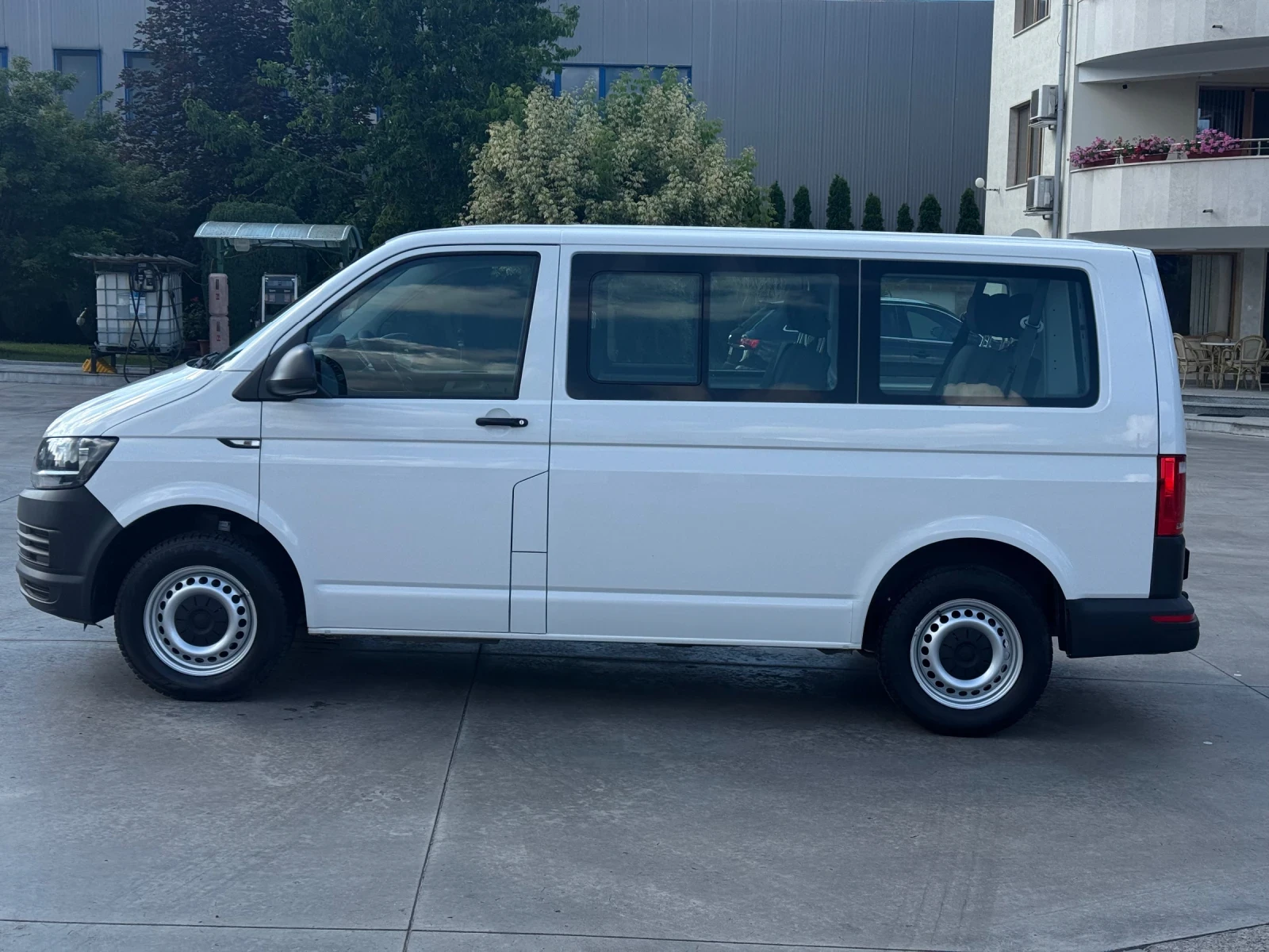 VW Transporter T6 2.0 TDI 9места* теглич* нов внос, снимка 7 - Бусове и автобуси - 55044701