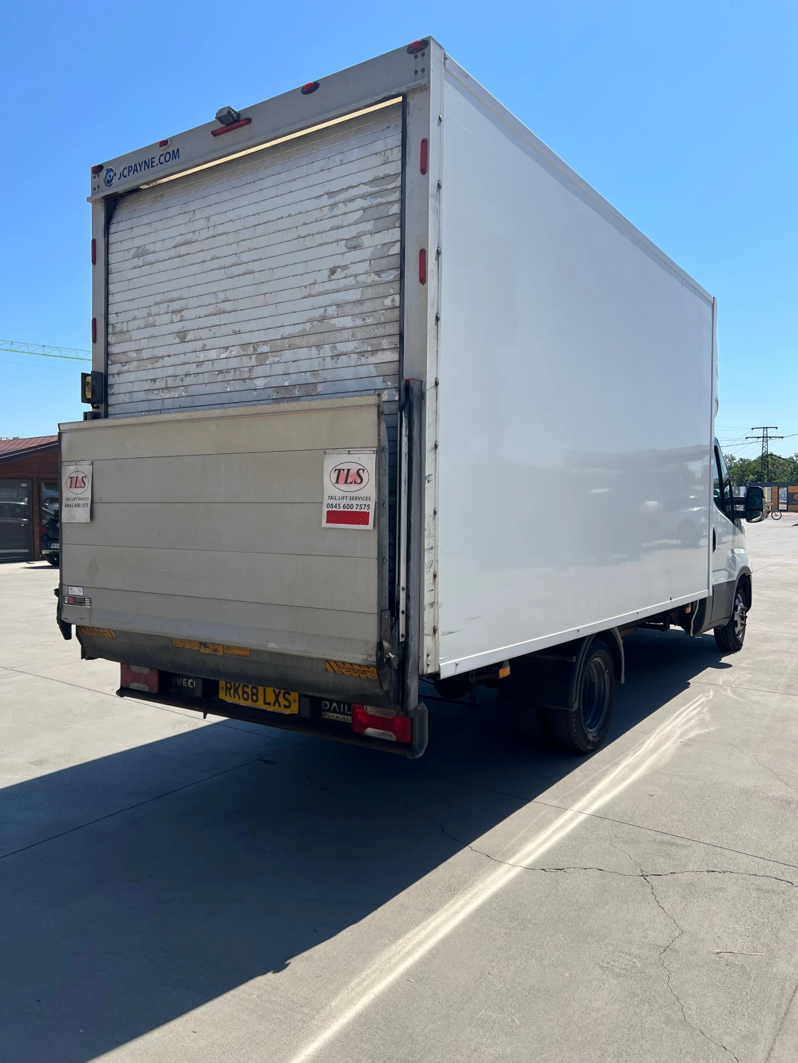 Iveco Daily, снимка 6 - Бусове и автобуси - 55501272