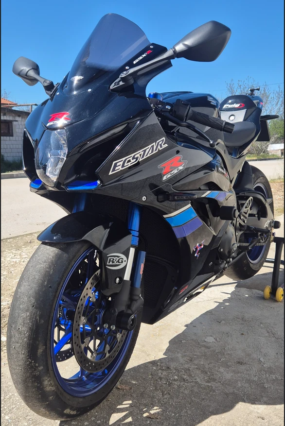 Suzuki Gsxr 1000R, снимка 2 - Мотоциклети и мототехника - 52980824