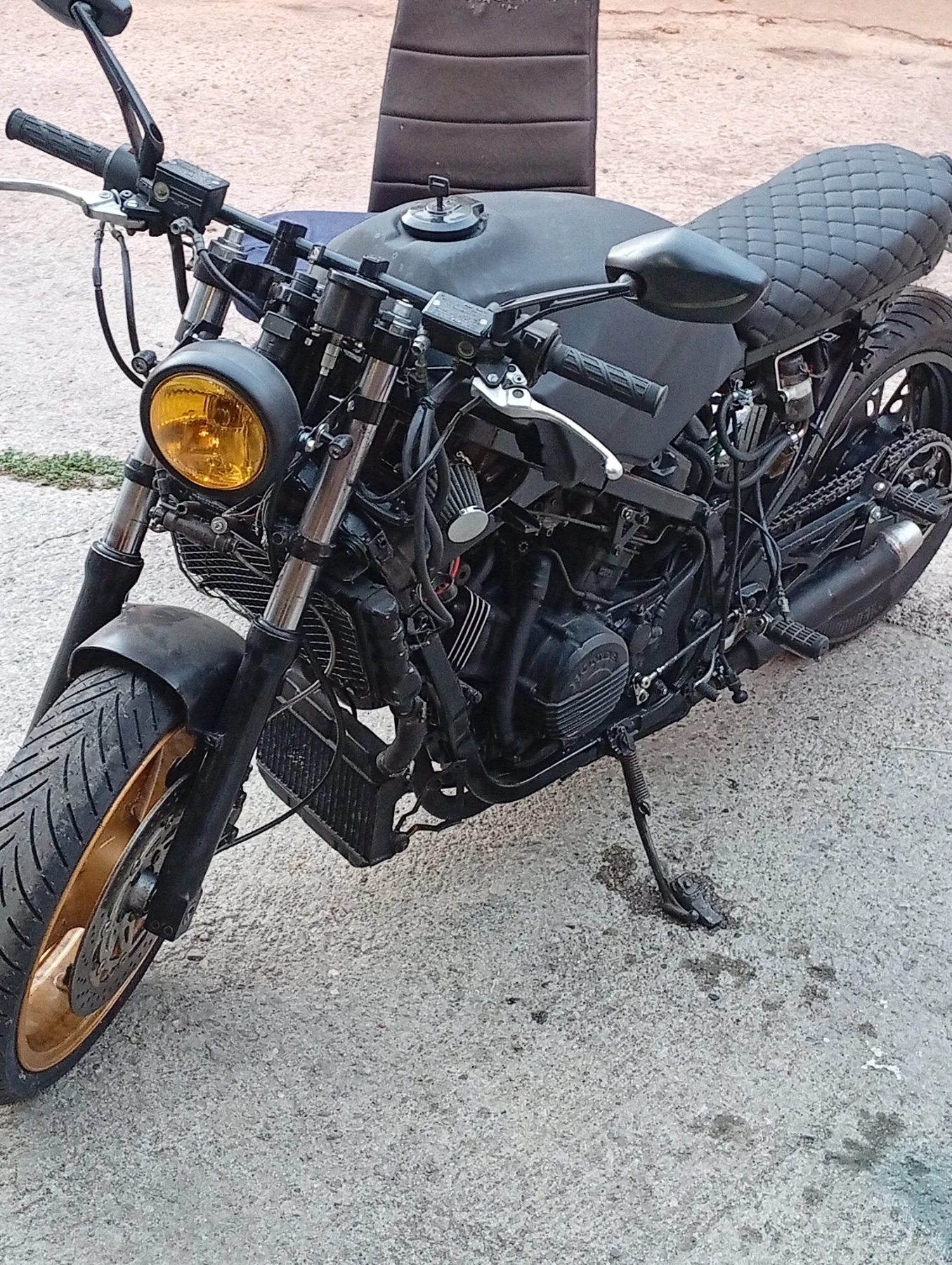 Honda Vf 1000 f2 - изображение 2