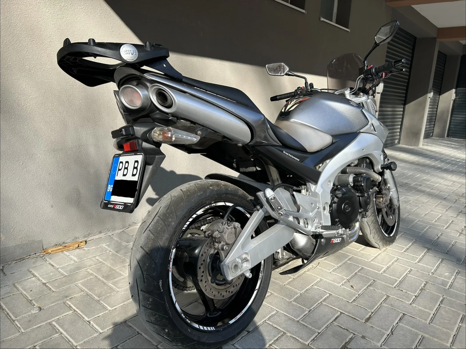 Suzuki Gsr  - изображение 6