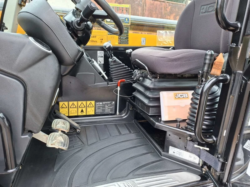 Телескопични товарачи JCB 540-140 Hi-Viz, снимка 9 - Индустриална техника - 52791348