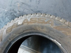 Гуми Зимни 235/65R16, снимка 4