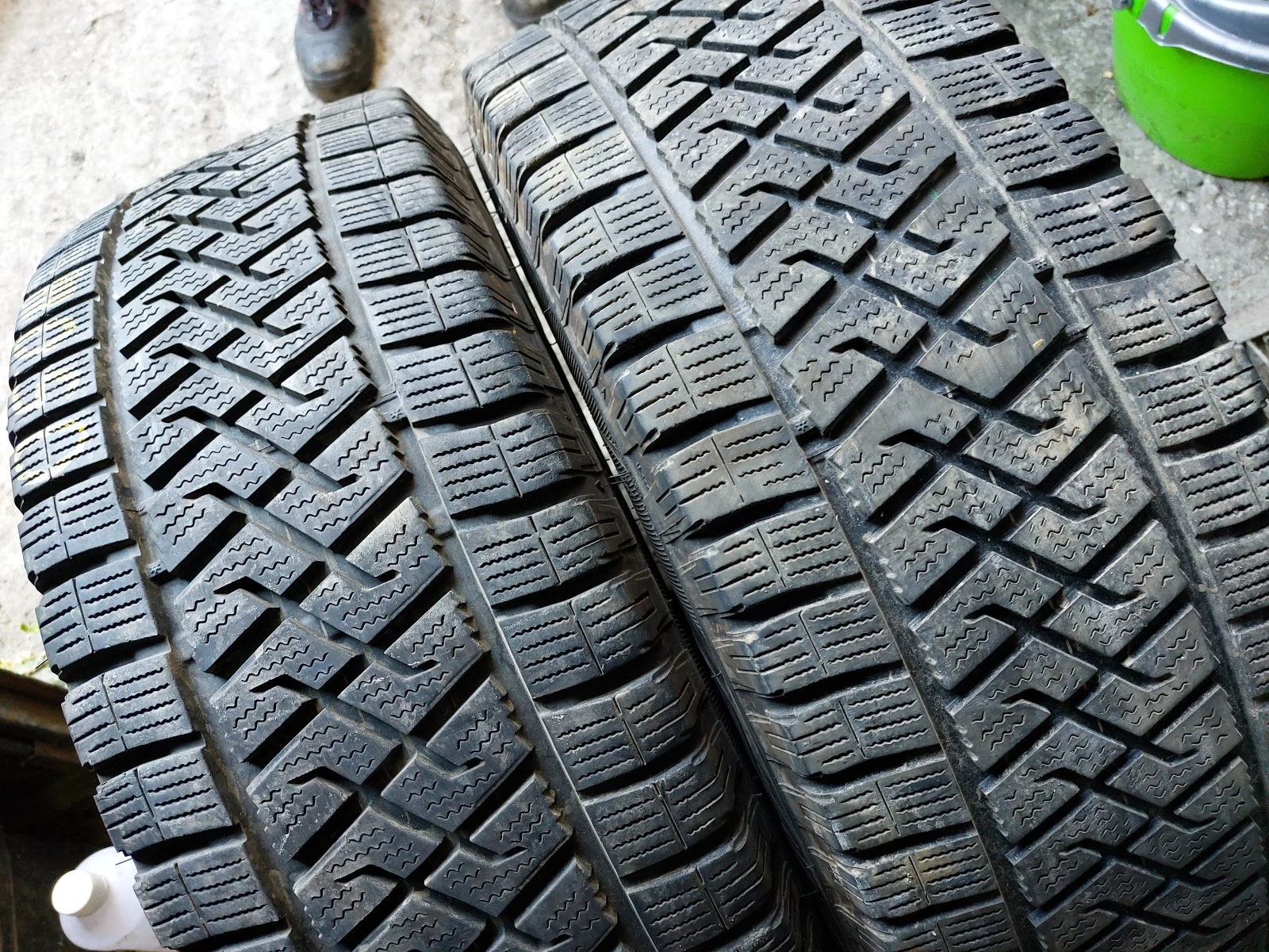 ���� 235/65R16 | Mobile.bg � ����������� 2