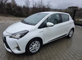 Toyota Yaris 1.5 Hybrid , снимка 10