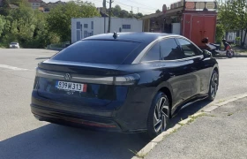 VW ID.7 PRO/82kwh/286hp/MATRIX/Mасаж/HUD/SOH100%, снимка 5