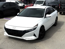 Hyundai Elantra Distronic* Мъртви точки* Carplay, снимка 1