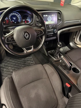 Renault Megane, снимка 10