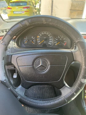 Mercedes-Benz E 200, снимка 4