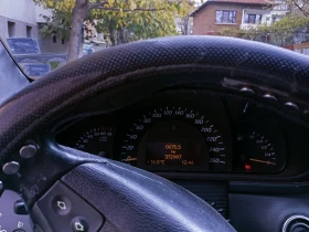 Mercedes-Benz C 200, снимка 8