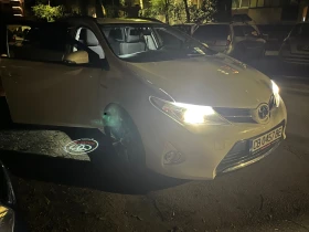 Toyota Auris 1.8 Hybrid, снимка 16