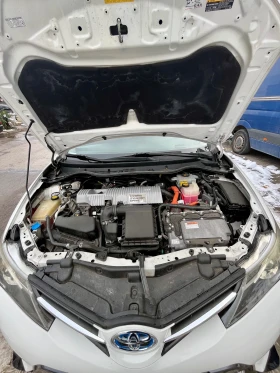 Toyota Auris 1.8 Hybrid - LPG, снимка 9