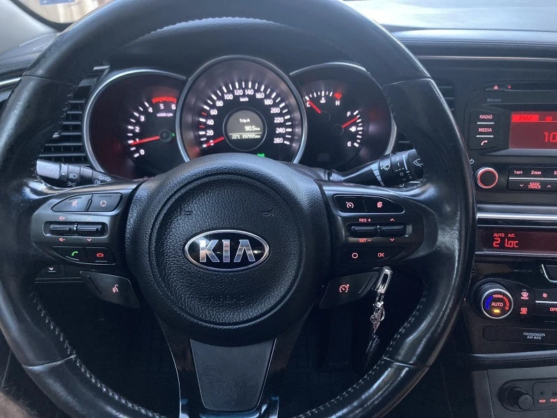 Kia Optima, снимка 11 - Автомобили и джипове - 48764336