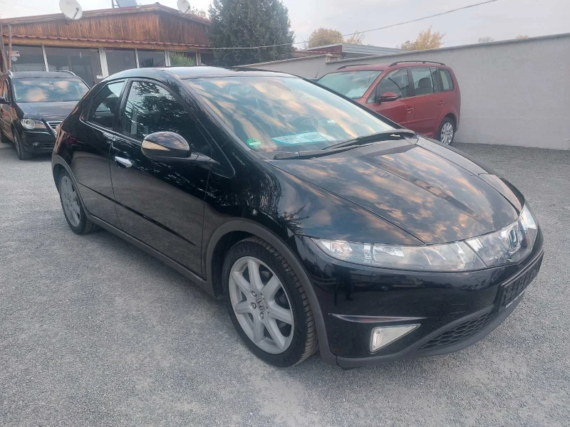 Honda Civic 1.8i, 6ск, снимка 14 - Автомобили и джипове - 47775324