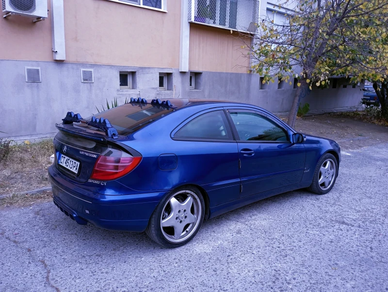 Mercedes-Benz C 200, снимка 4 - Автомобили и джипове - 47820612