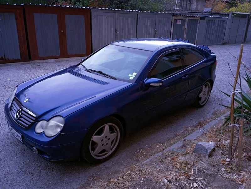 Mercedes-Benz C 200, снимка 2 - Автомобили и джипове - 47820612