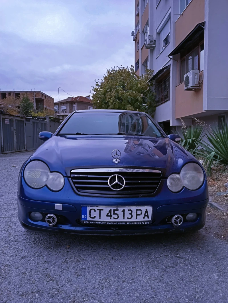 Mercedes-Benz C 200, снимка 1 - Автомобили и джипове - 47820612