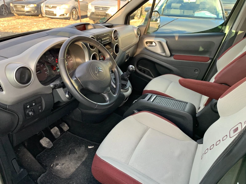 Citroen Berlingo 1.6HDI, снимка 7 - Автомобили и джипове - 49565122