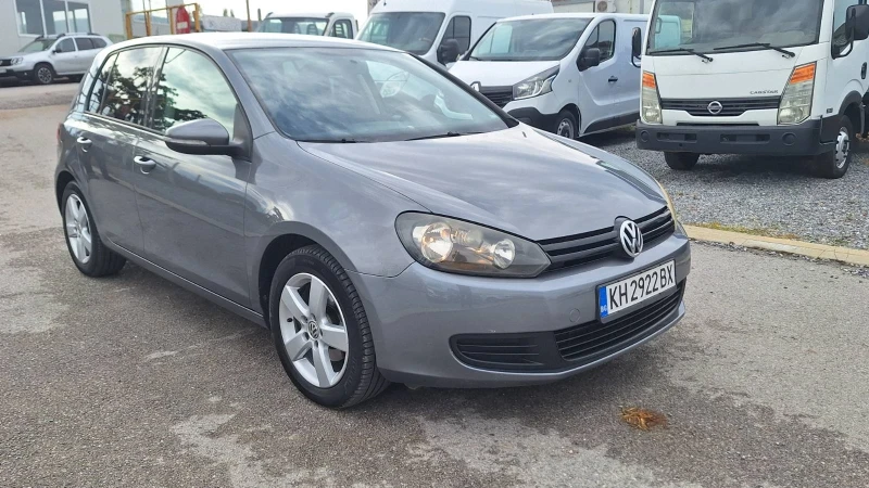 VW Golf, снимка 2 - Автомобили и джипове - 52960404