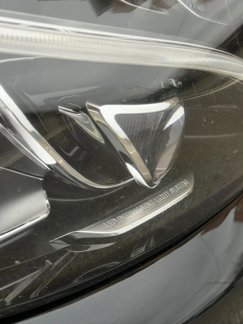 Mercedes-Benz C 220, снимка 8 - Автомобили и джипове - 52583243