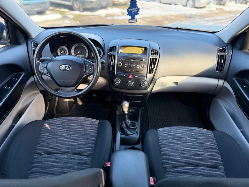Kia Ceed 1.4I-105kc, снимка 10 - Автомобили и джипове - 52996256
