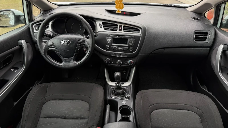 Kia Ceed LPG 1.4i, снимка 7 - Автомобили и джипове - 53157282