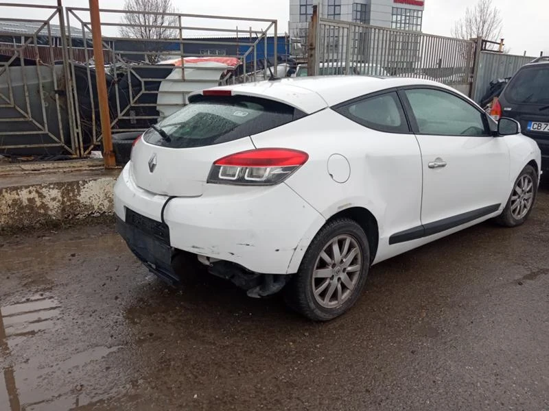 Renault Megane 1.5DCI tip K9K J*, снимка 2 - Автомобили и джипове - 32418413