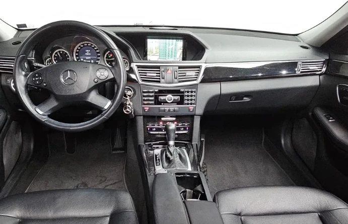 Mercedes-Benz E 220 CDI Avantgarde - изображение 7