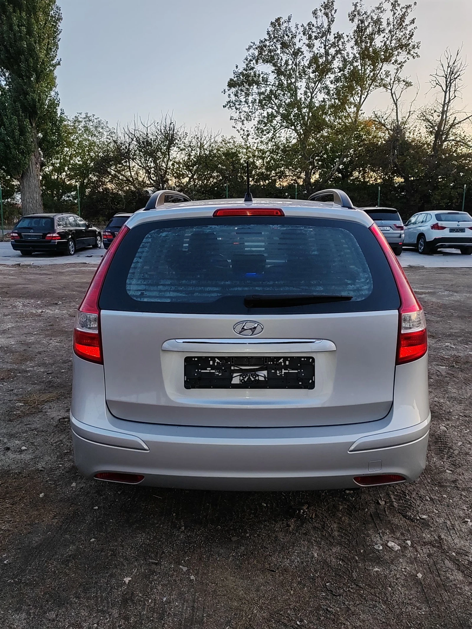 Hyundai I30 1.6d, 116к.с. SW - изображение 6