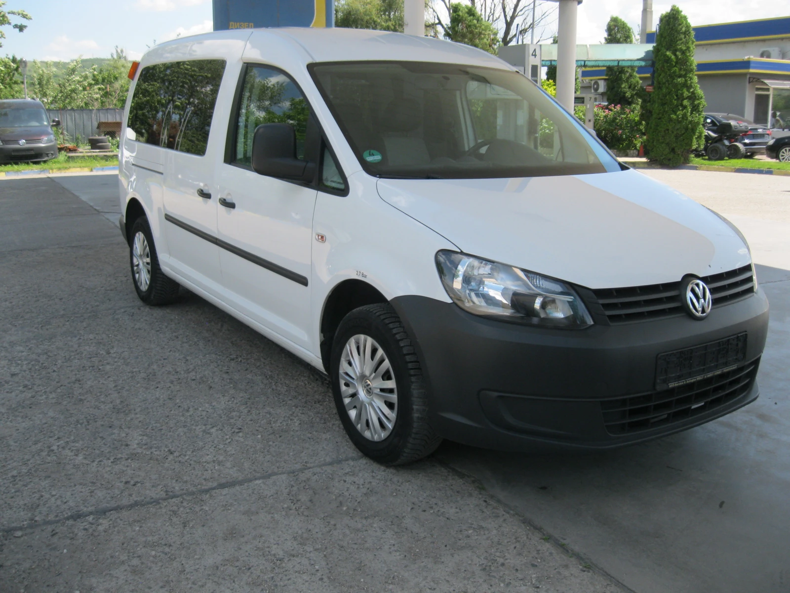 VW Caddy MAXI , с рампа  - изображение 2