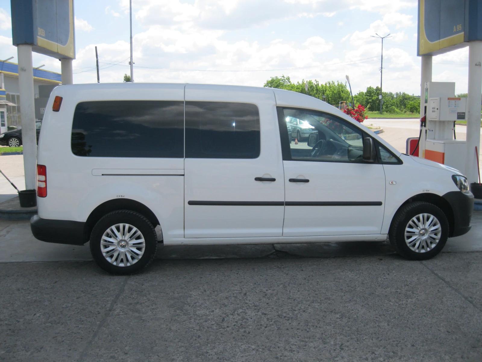 VW Caddy MAXI , с рампа  - изображение 7