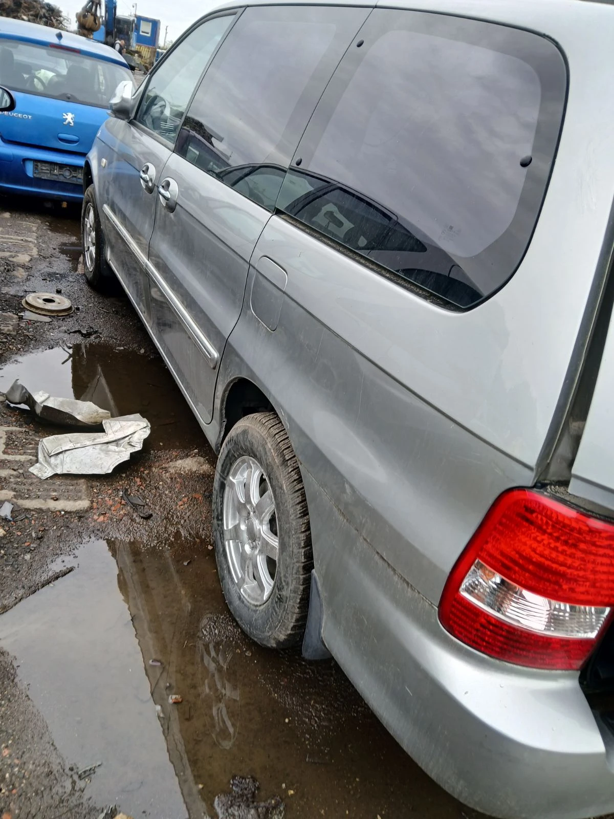 Kia Carnival  - изображение 3