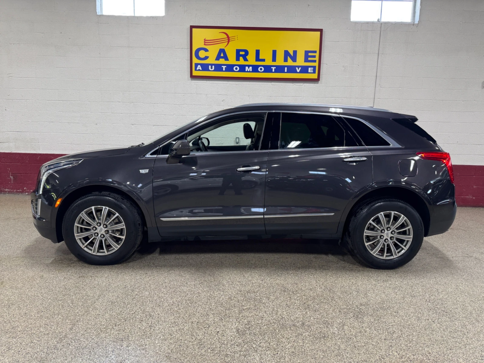 Cadillac XT5 3.6 AWD / Luxury / Carplay / PANO - изображение 2