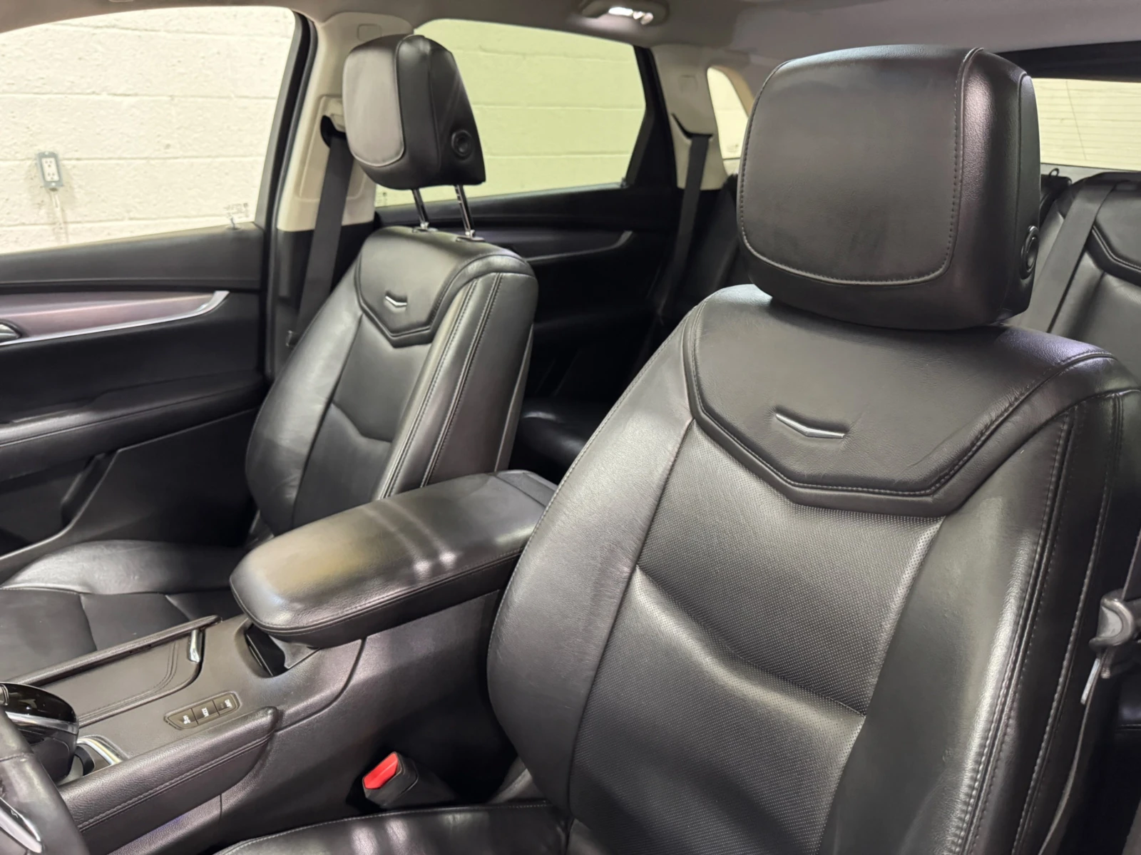 Cadillac XT5 3.6 AWD / Luxury / Carplay / PANO | Mobile.bg   14