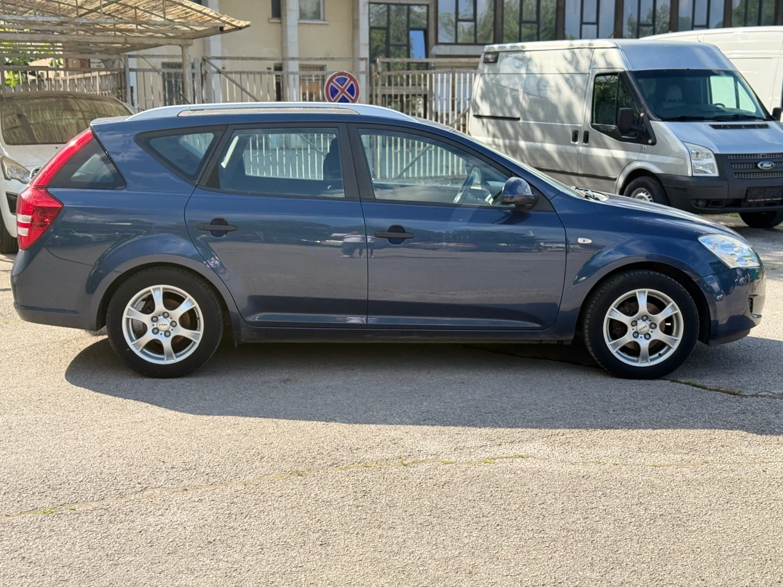 Kia Ceed 1.4I-105kc, снимка 5 - Автомобили и джипове - 53815556