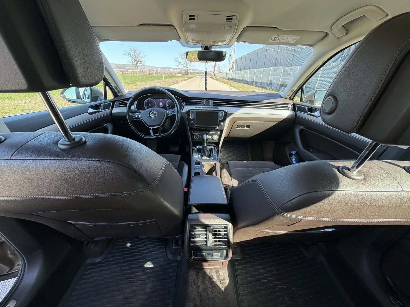 VW Passat 2.0TDI, снимка 12 - Автомобили и джипове - 53814730