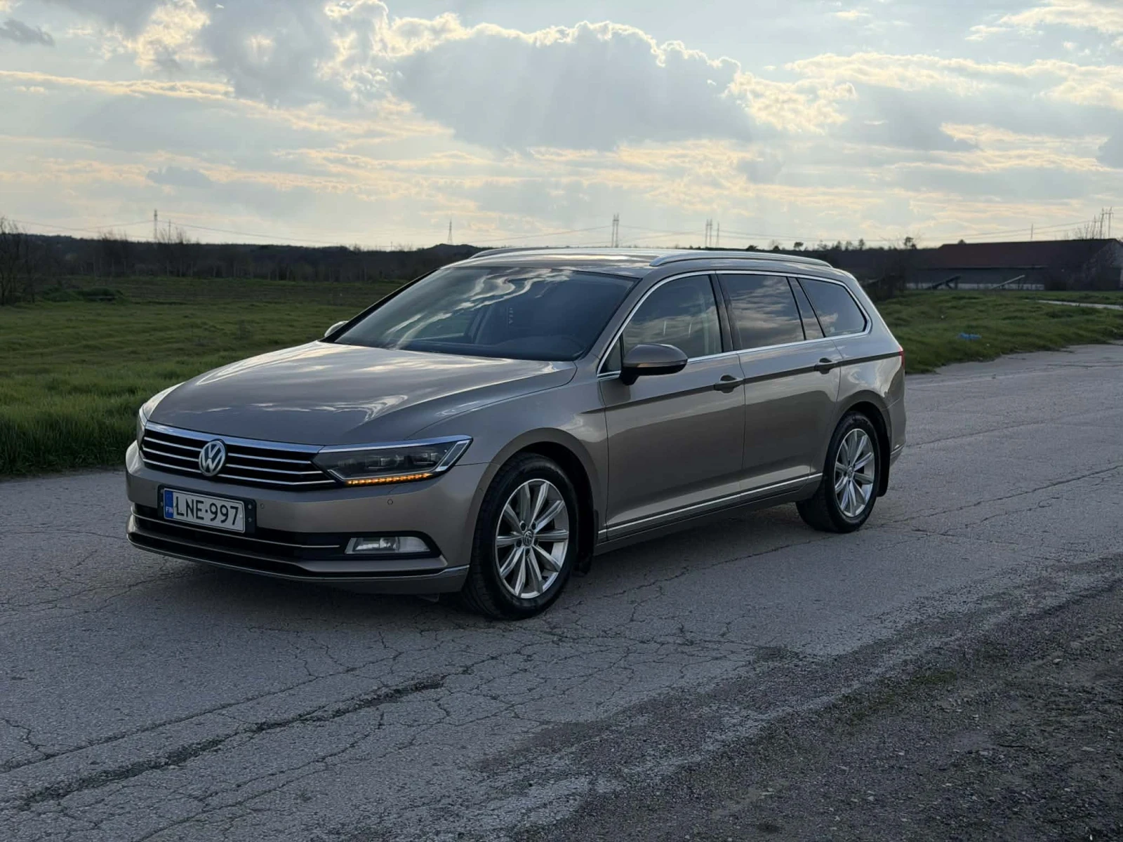 VW Passat 2.0TDI | Mobile.bg � ����������� 10
