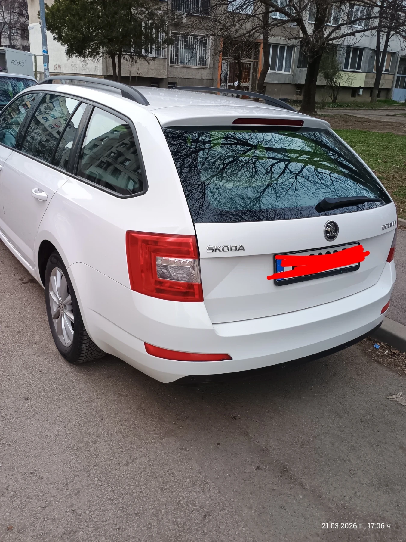 Skoda Octavia, снимка 2 - Автомобили и джипове - 54113578