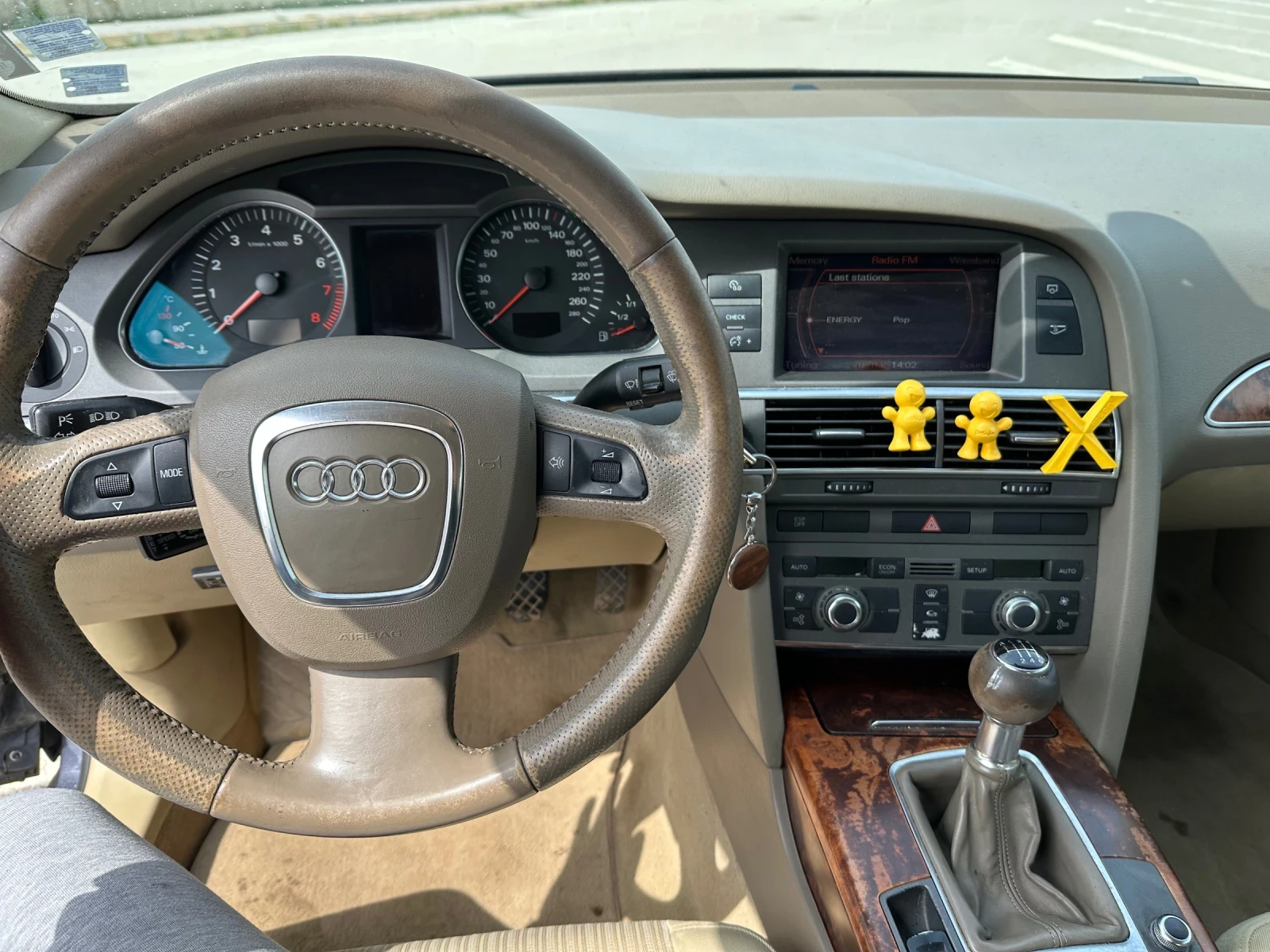 Audi A6 2.4 Quattro , снимка 8 - Автомобили и джипове - 54198046