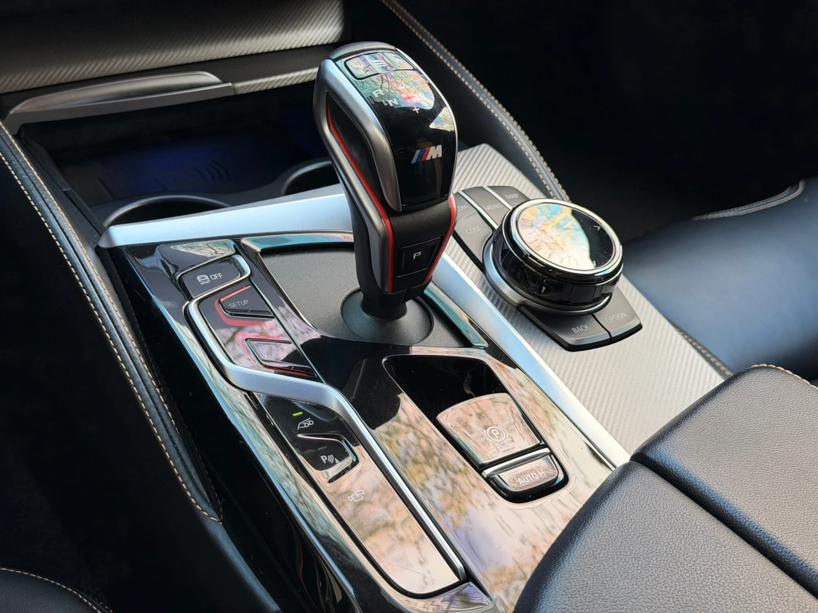 BMW M5 COMPETITION / FACE / CARBON CERAMIC, снимка 14 - Автомобили и джипове - 54291884