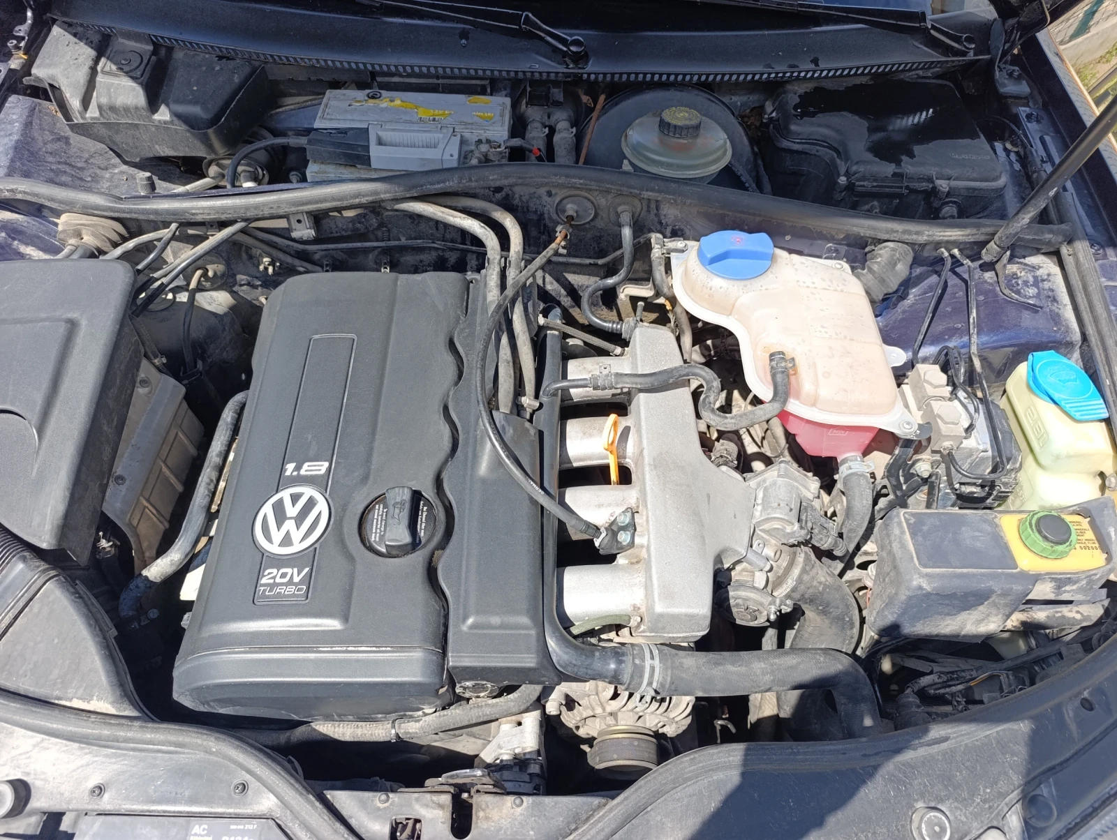 VW Passat 1.8 Turbo 150, снимка 6 - Автомобили и джипове - 54707402
