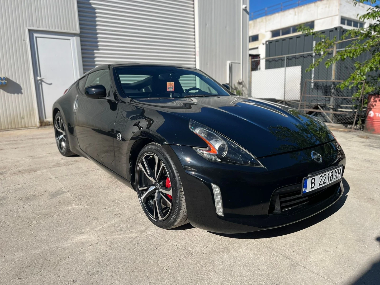 Nissan 370Z 2019 г. 332 кс. Ръчка 57000 км. , снимка 3 - Автомобили и джипове - 54754085