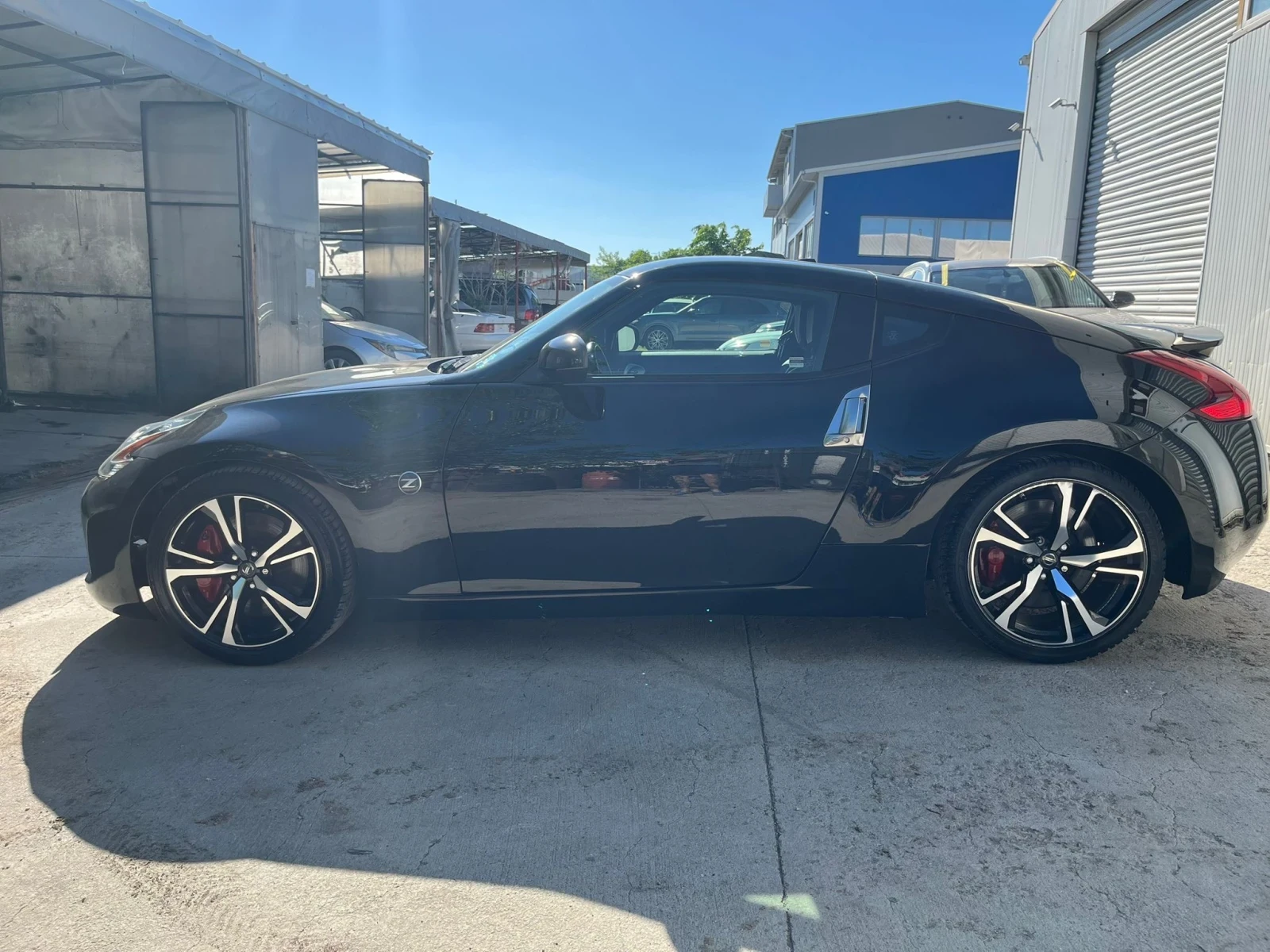 Nissan 370Z 2019 г. 332 кс. Ръчка 57000 км. , снимка 8 - Автомобили и джипове - 54754085