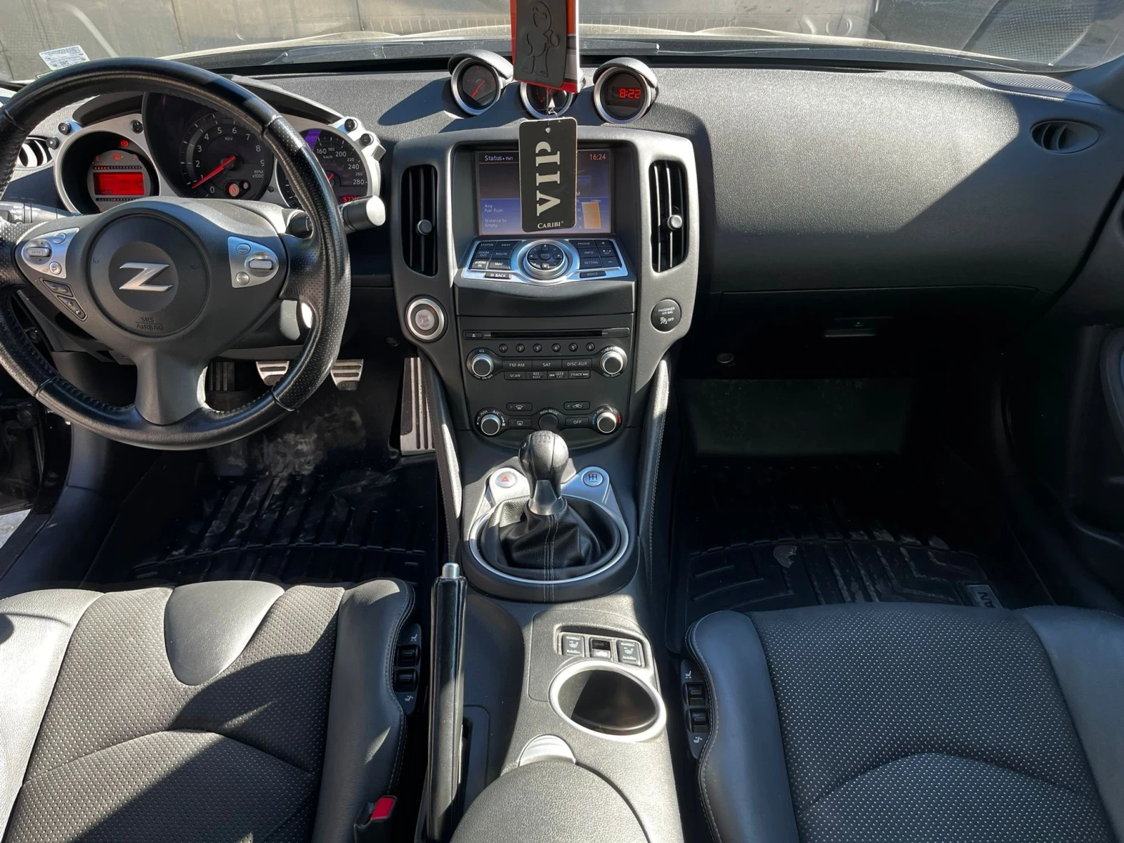 Nissan 370Z 2019 г. 332 кс. Ръчка 57000 км. , снимка 10 - Автомобили и джипове - 54754085