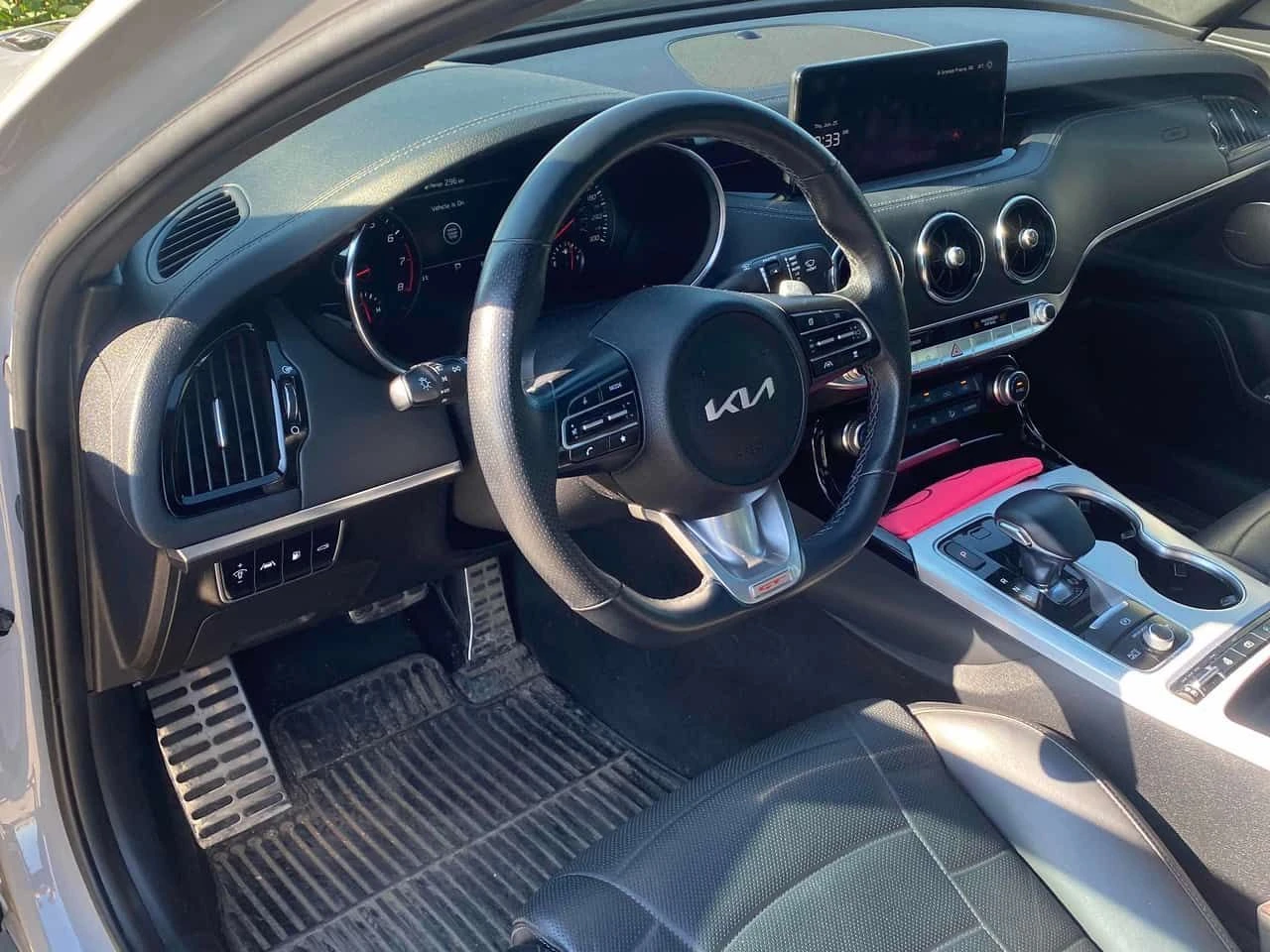 Kia Stinger * AWD * АВТОКРЕДИТ БЕЗ ПЪРВОНАЧАЛНА ВНОСКА* , снимка 5 - Автомобили и джипове - 55146525