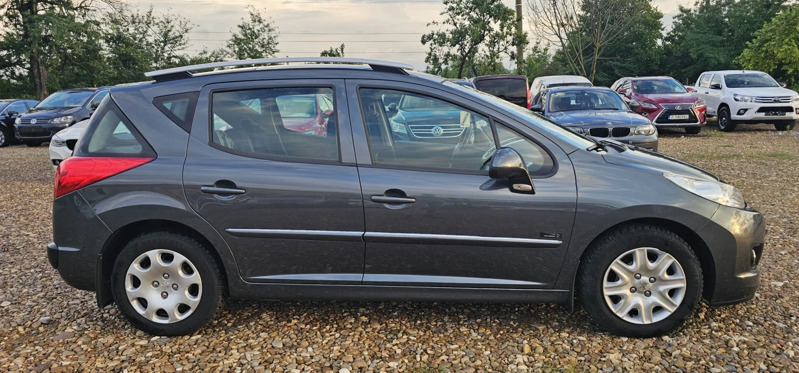 Peugeot 207 207SW/1.4/95hp/panorama/128299km!!!, снимка 10 - Автомобили и джипове - 55151705