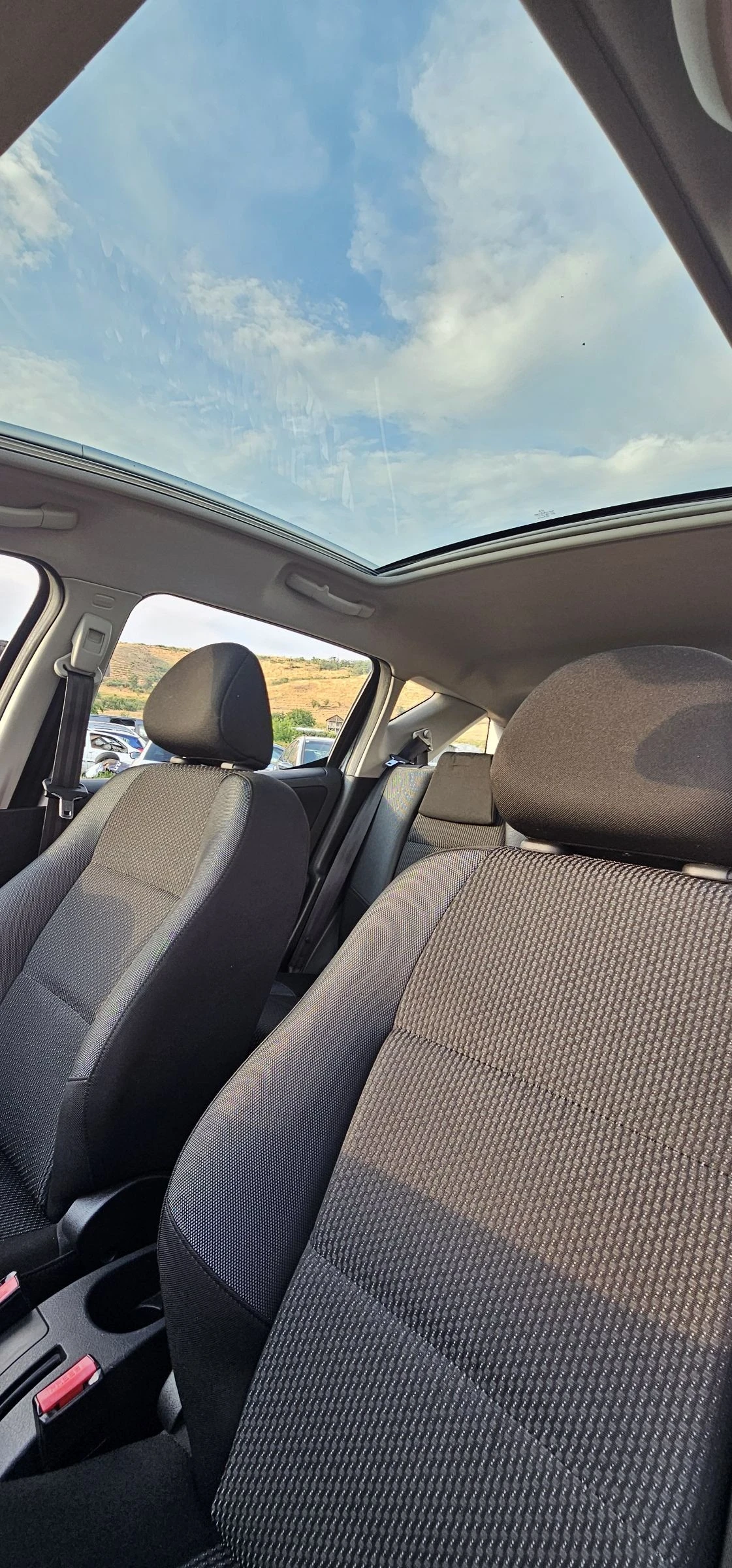 Peugeot 207 207SW/1.4/95hp/panorama/128299km!!!, снимка 16 - Автомобили и джипове - 55151705