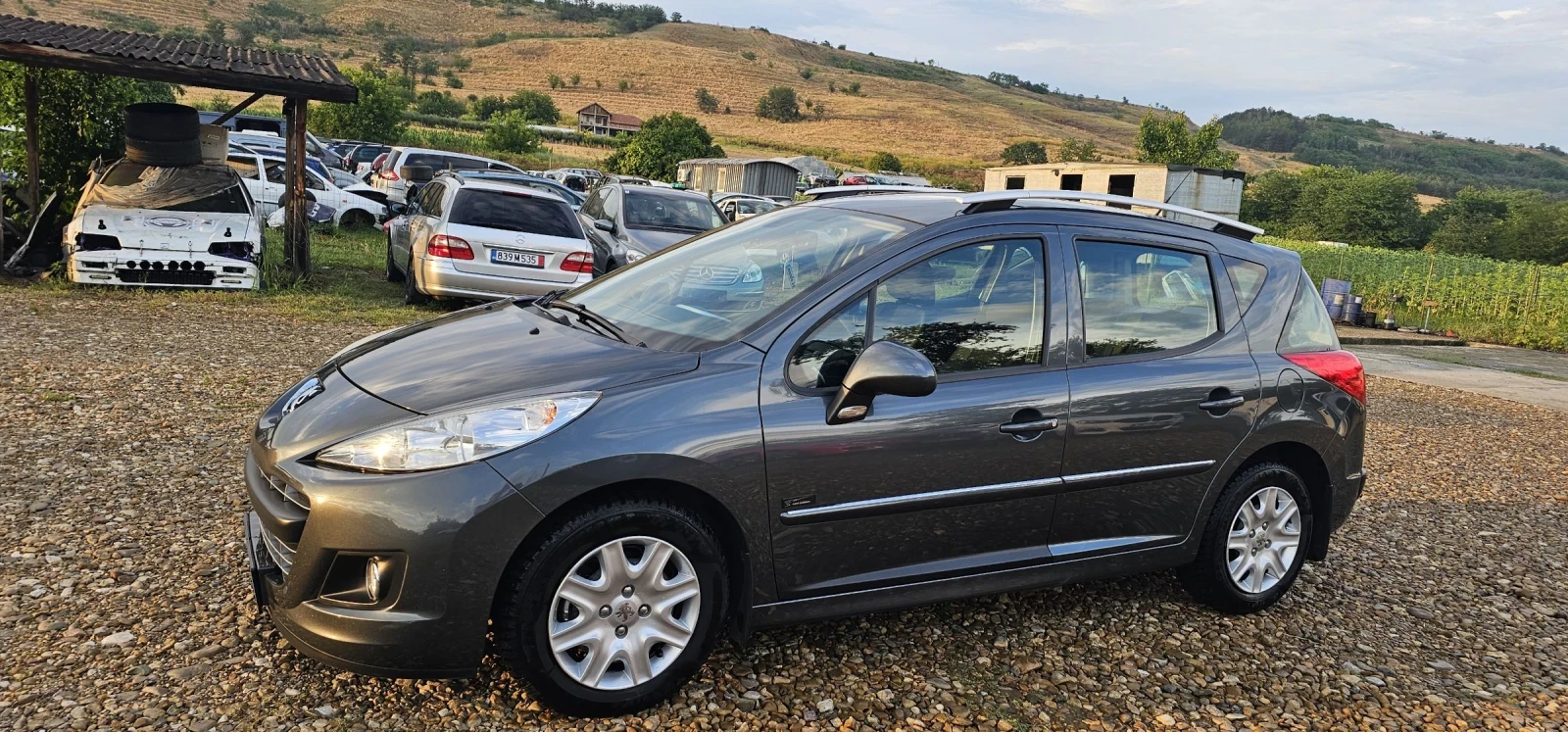 Peugeot 207 207SW/1.4/95hp/panorama/128299km!!!, снимка 12 - Автомобили и джипове - 55151705
