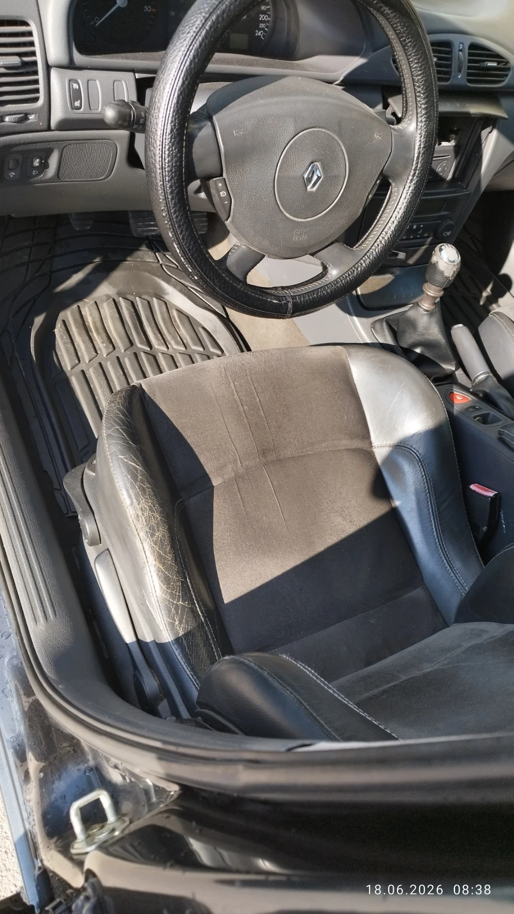 Renault Laguna, снимка 6 - Автомобили и джипове - 55168464