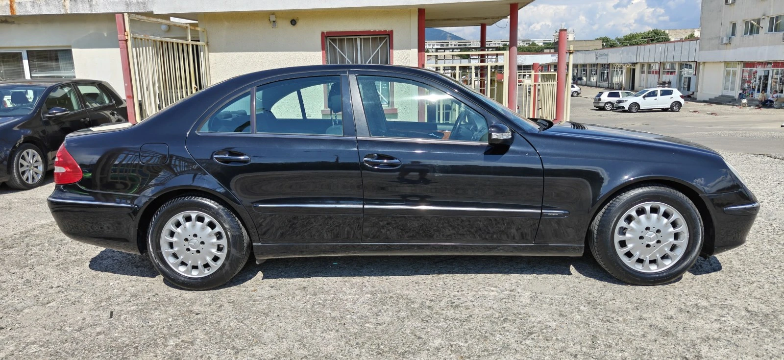 Mercedes-Benz E 320 3.0i-231k-130хил, снимка 8 - Автомобили и джипове - 55222051